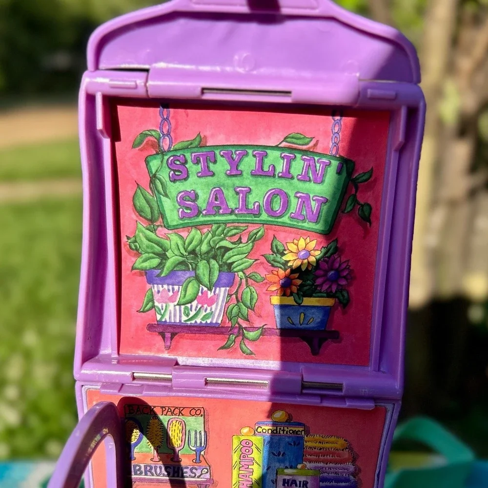 Backpack Club Stylin Salon Galoob toys 1997 vintage Kids Playset only‎